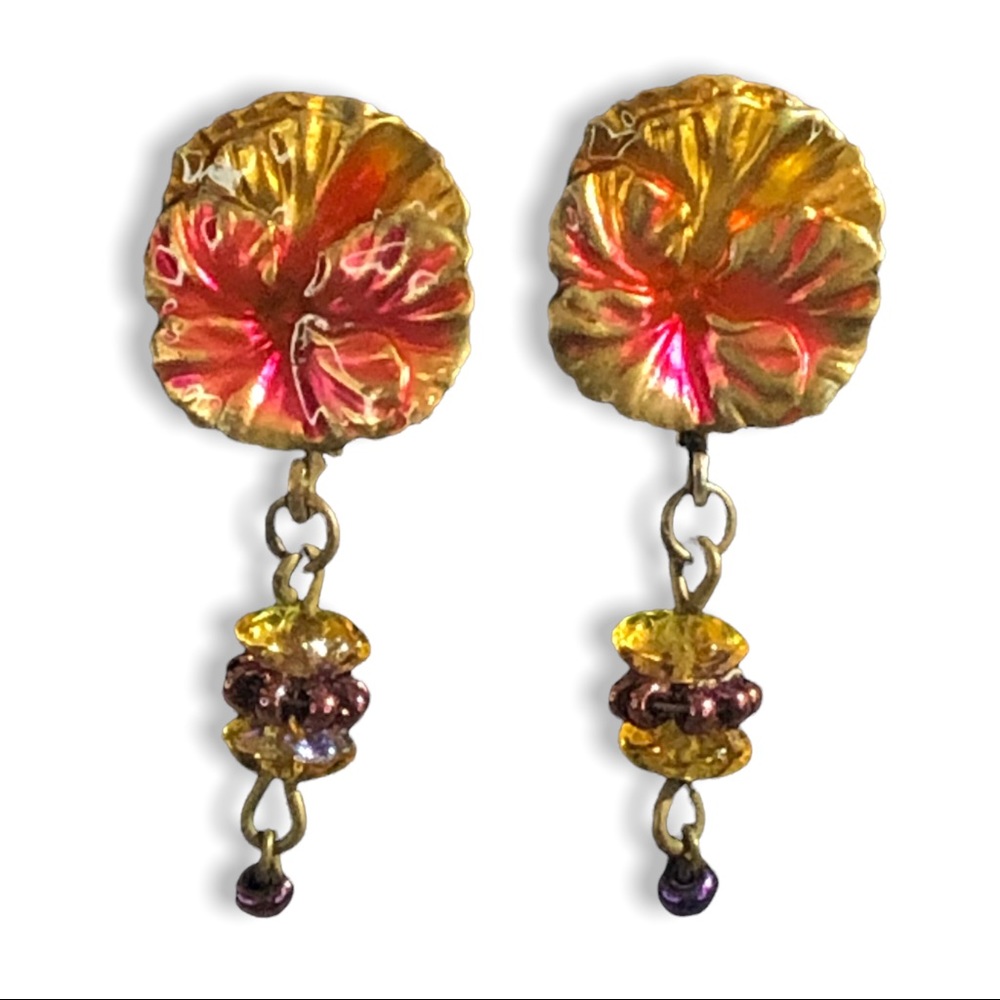 Vintage 1980’s KAREN LANDON pansy earrings